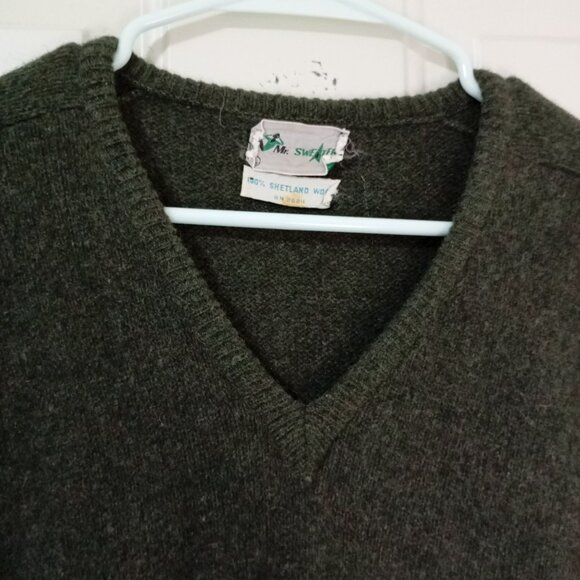 Mr. Sweater V-Neck Pullover 100% Shetland Wool Green Mens Sweater Size L - Picture 5 of 9